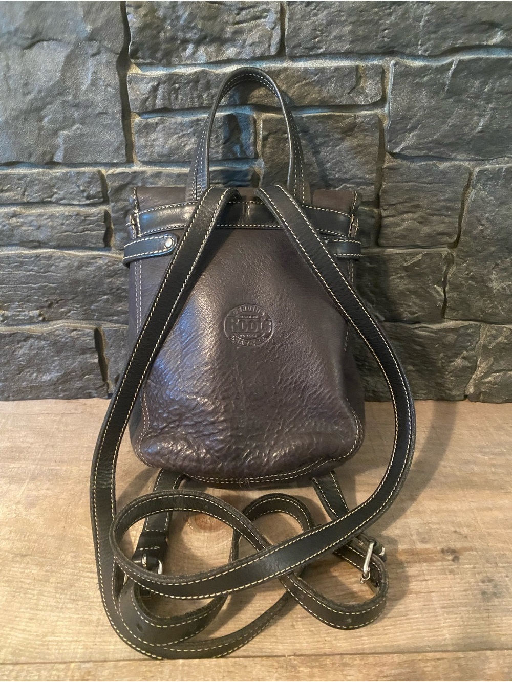 Vintage Roots Leather Backpack - Picture 8 of 10